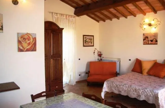 Country house Agriturismo Le Rose Guest House Pescia Romana