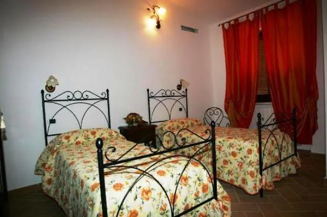 Agriturismo Le Rose Guest House Pescia Romana 0*,  Italy